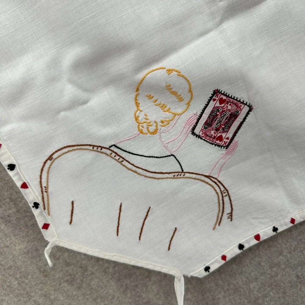 Vtg Embroidered Ladies Bridge Club Card Suits Card Table Tablecloth‎